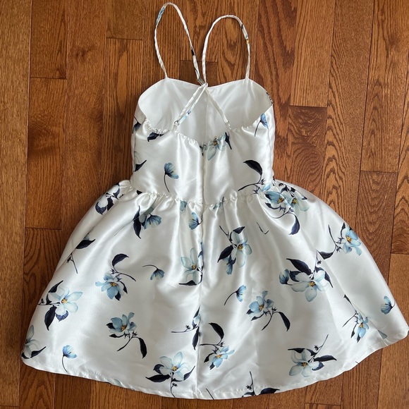 HONEY Chelsea Dress great for Prom/Graduation dress - Picture 3 of 6